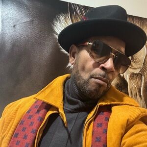 Meet your Posher, Lawrence